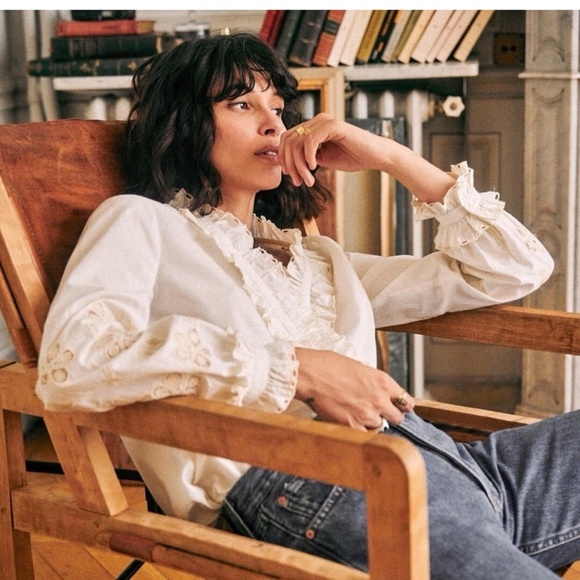 Sezane Kelly Ruffle Eyelet Blouse in Ecru, size 34 (USA 2) - Picture 13 of 16